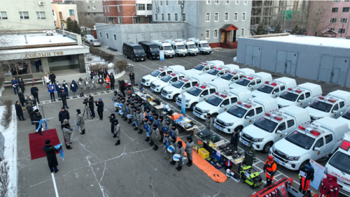 Улсын төсвийн хөрөнгө оруулалтаар шуурхай албаны автомашин болон техник хэрэгслүүдийг хүлээлгэн өглөө